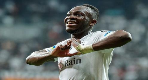  سيزامل ديانج.. بشكتاش يعلن إعارة موليكا إلى الخلود السعودي